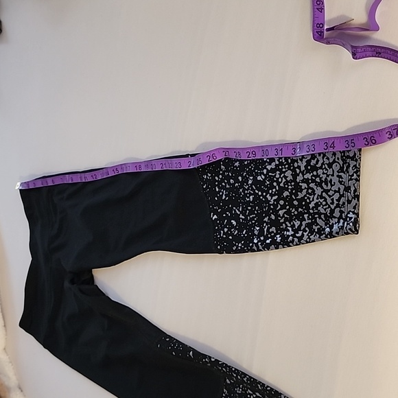 Apana Women’s Black Silver Splatter Leggings size Small - Picture 9 of 12